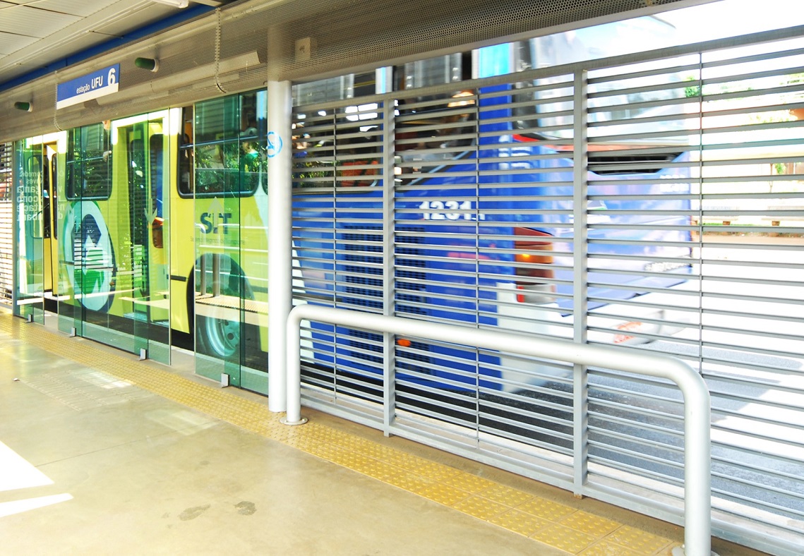 bus rapid transit system sistema caracteristicas manusa puertas automaticas automatic doors