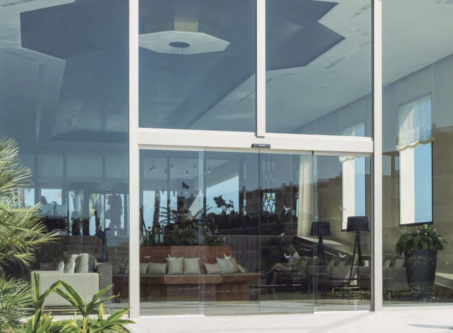 puerta automatica exterior automatic door